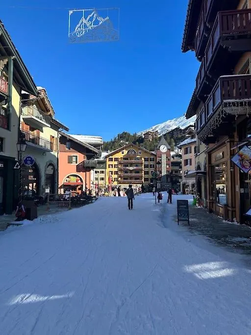 Chalet Alouette, 3 Bed, Arc 1950 Les Arcs  France